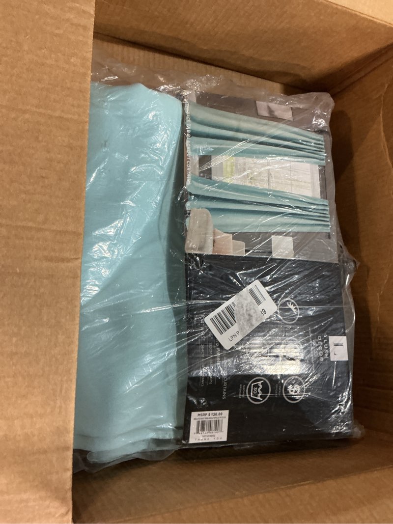 Condition photo showing Good Condition for Lush Decor Insulated Back Tab Blackout Window Curtain Panel Pair, 95" L x 52" W, Blue (16T003902) Blue 52"W x 95"L (Pack of 2)