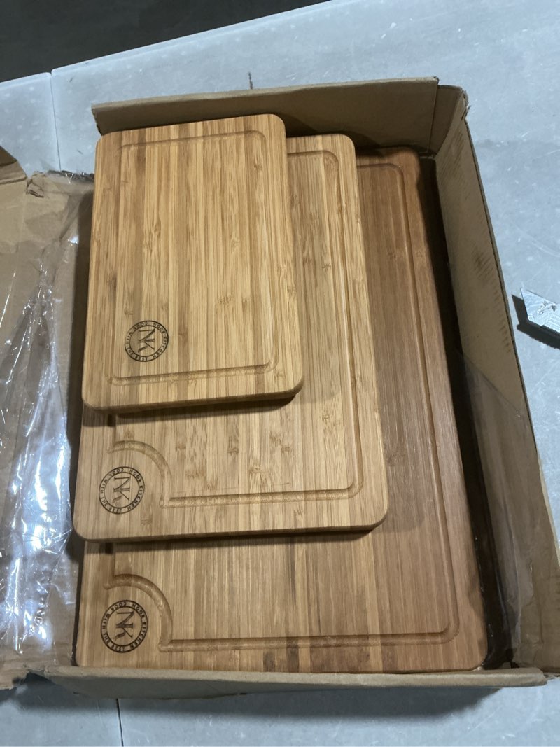 Condition photo showing Good Condition for carbonized bamboo cutting board set of 3 - premium wood grain, extra durable wood chopping boards with juice groove, 3 sizes (s, m, l)