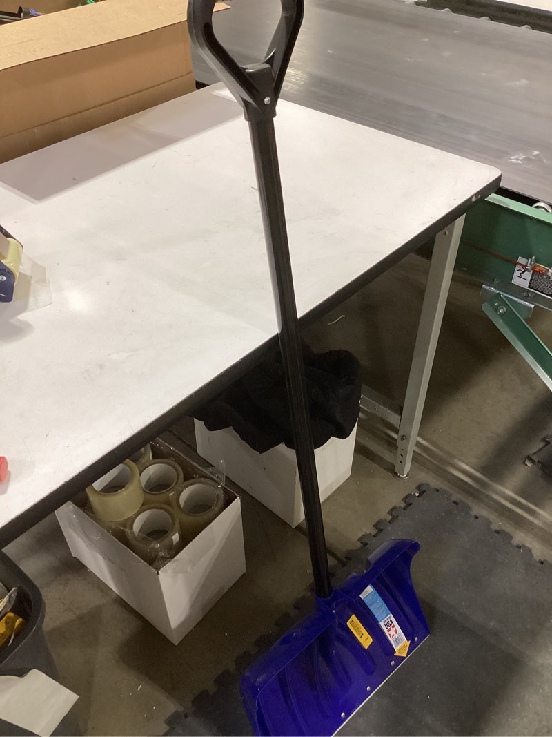 Condition photo showing Good Condition for Ergonomic Shovel For Snow Suncast 24-Inch Snow Shovel & Pusher
