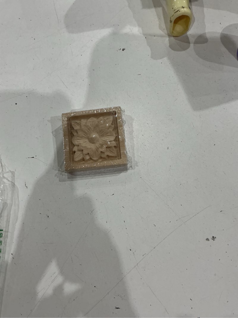 Condition photo showing New/Like New for ekena millwork ros03x03x00dglw small dogwood flower square rosette, 3"w x 3"h x 5/8"p, lindenwood, 1 count (pack of 1) 3-in. w lindenwood 1