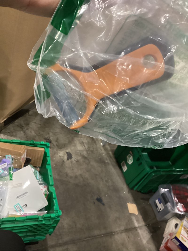 Condition photo showing Good Condition for OXO Good Grips Julienne Prep Peeler