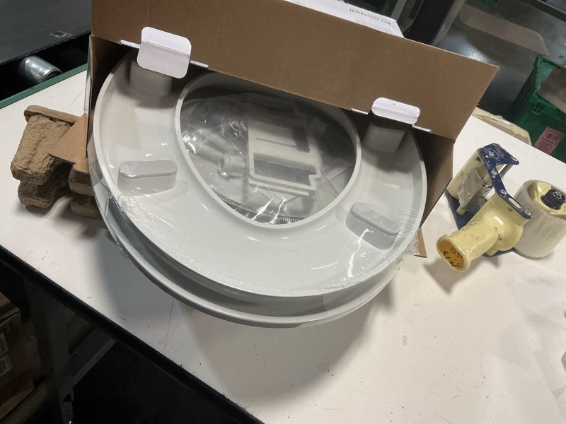 Condition photo showing New/Like New for brondell bidet toilet seat non-electric swash ecoseat, fits elongated toilets, white - dual nozzle system, ambient water temperature - bidet with easy installation s101 elongated