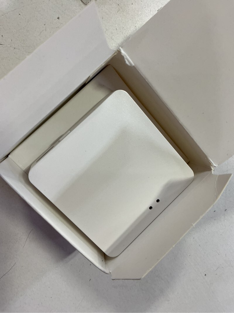 Condition photo showing Good Condition for Smart Multi-mode Gateway: ZigBee 3.0 & Bluetooth & Mesh Hub, App Remote Control, Intelligent Bridge Wireless Smart Home Gateway Voice Control via Alexa/Google Home (ONLY Surport Tuya Smart Devices)