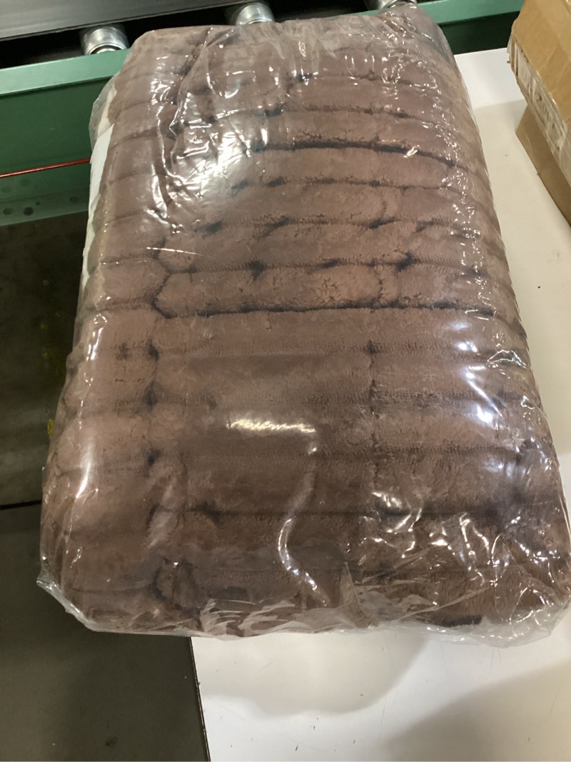 Condition photo showing Good Condition for hyha couch covers for dogs washable, non slip plush dog sofa protectors, fuzzy pet couch covers for 3 cushion sofa pet friendly (brown, 27.6" x 59") brown 27.6" x 59"