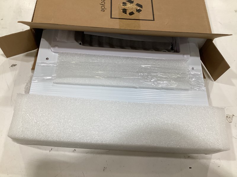 Condition photo showing Good Condition for aluminum frame cat door for window with magnetic auto closure, adjustable width quick-fit pet door for window insert, suitable for most medium cats & small dogs (23''-28'')