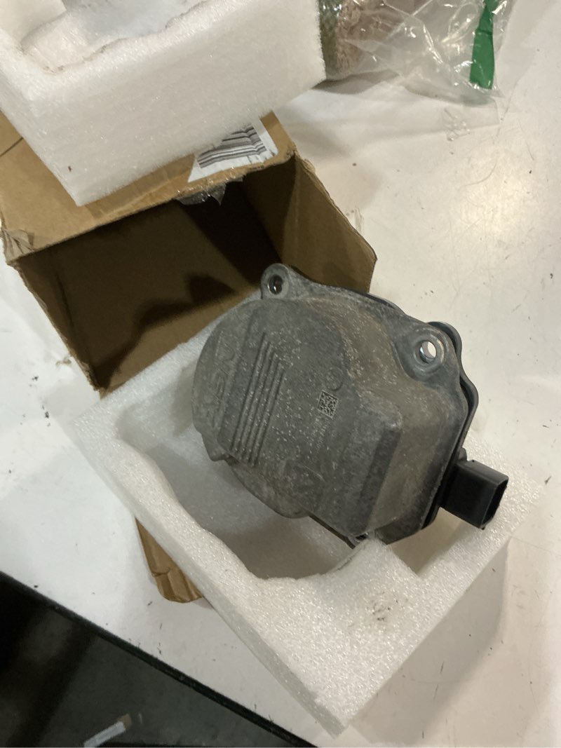 Condition photo showing As Is for aisin genuine wpt-190 new engine water pump with gaskets - compatible with select lexus ct200h toyota prius, prius c, prius plug-in, prius v