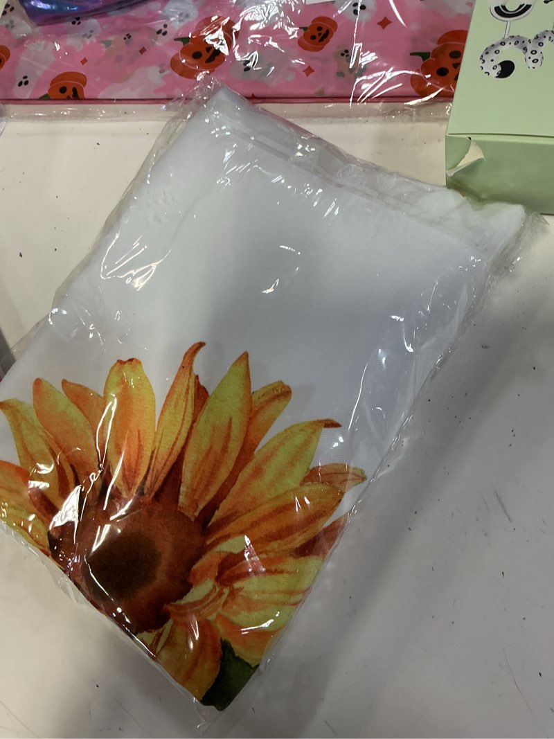 Condition photo showing Good Condition for MATIRUG Fall Sunflower Tablecloth for Rectangle Table 60"X102",Reusable Floral Table Cloths,Spillproof Indoor/Outdoor Table Cover,Table Linen,Yellow and White Decoration for Kitchen,Party,Picnic