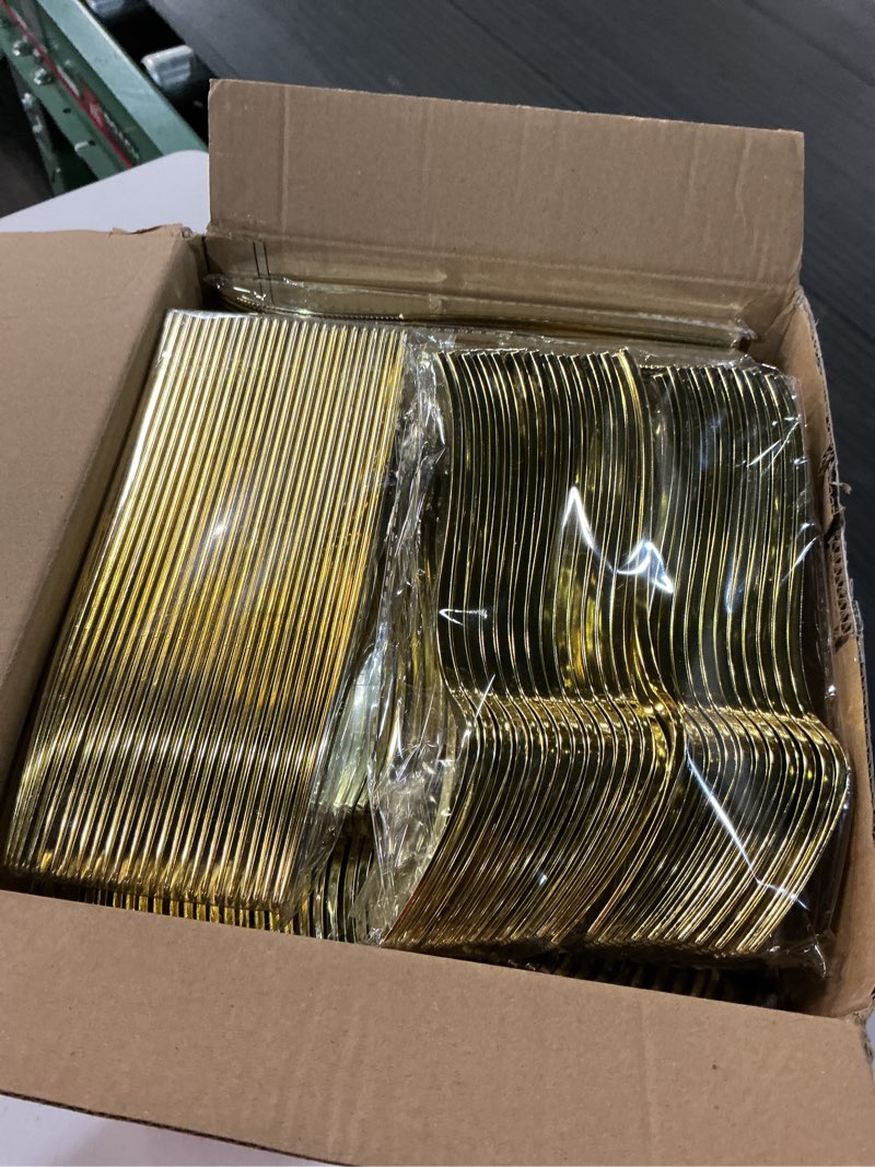Condition photo showing New/Like New for n9r 500pcs gold plastic silverware - gold plastic cutlery set disposable flatware dinnerware -200 forks, 150 spoons, 150 knives for party, birthday, wedding utensils gold-500pack