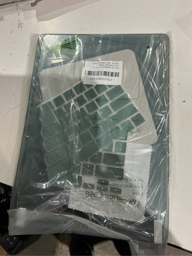 Condition photo showing Good Condition for eoocoo case compatible with macbook air 13 inch m5 2026-2022 release m4 m3 m2 a3449 a3240 a3113 a2681, hard shell&keyboard skin cover&screen protector for mac air 13.6 inch, matte turquoise green