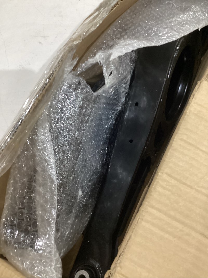 Condition photo showing Good Condition for newyall pack of 2 rear lower rearward left or right suspension control arm for audi a3/a3 quattro 06-13, q3/q3 quattro15-18, tt 08-09, tt quattro 08-15, for tiguan/cc 09-17, beetle 12-19, eos 07-16