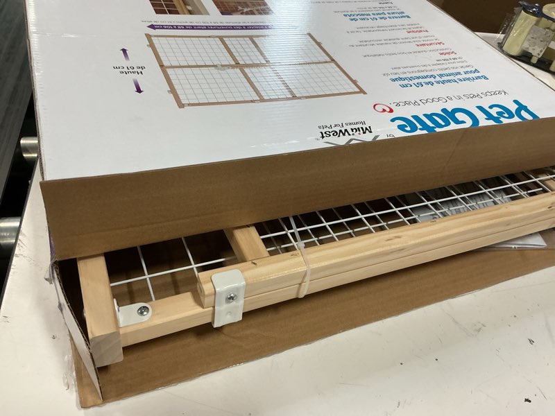 Condition photo showing Good Condition for mid-west metal products tension-mount expandable wood pet gate