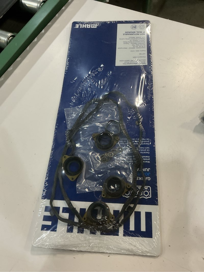 Condition photo showing New/Like New for mahle vs50887 engine valve cover gasket set