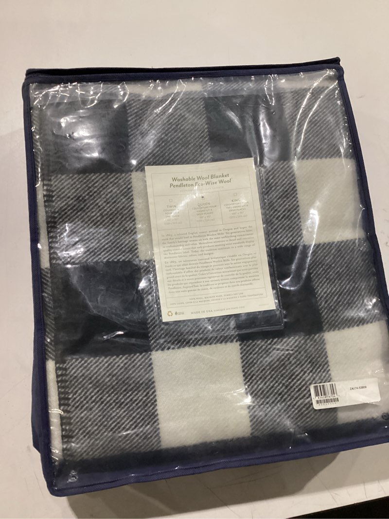 Condition photo showing Good Condition for pendleton motor robe wool, camping blanket with leather carrier 52" x 66" midnight ombre