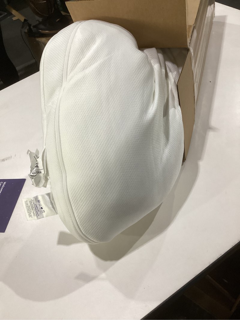 Condition photo showing Good Condition for casper sleep essential cooling hybrid pillow, standard size – dual-sided foam & down-alternative fill, medium feel, cooling cover, supports side sleepers, breathable & pressure-relieving standard essential cooling hybrid pillow single pack
