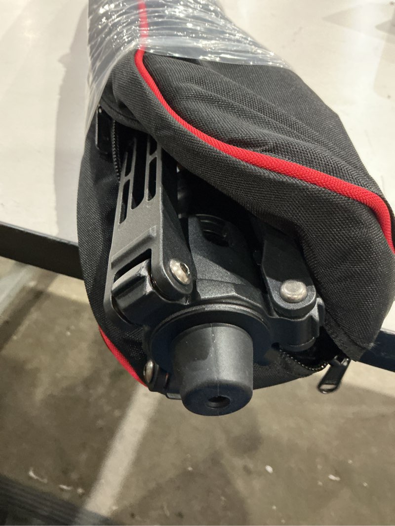 Condition photo showing Good Condition for smallrig 166.5cm / 65.6" carbon fiber monopod for camera, compact camera monopod with one-touch height adjustment, max. 5kg playload ball head, storage size of 68cm / 26.8", weighs 1.72kg / 3.8lb