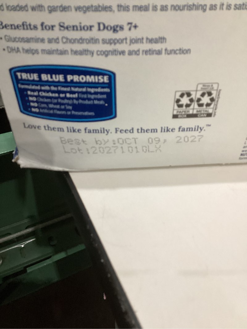 Condition photo showing New/Like New for Blue Buffalo Homestyle Recipe Beef Dinner and Chicken Dinner Senior Wet Dog Food Variety Pack 12.5 o