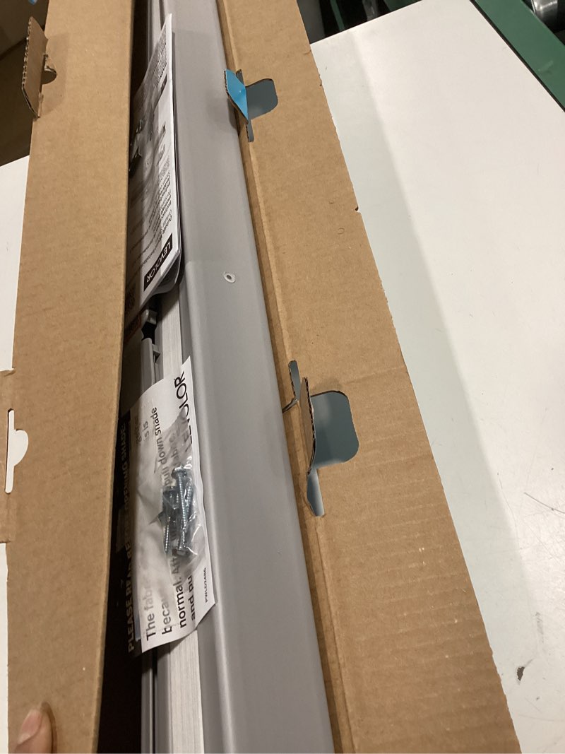 Condition photo showing Good Condition for LEVOLOR 48-in x 72-in Graphite Light Filtering Cordless Cellular