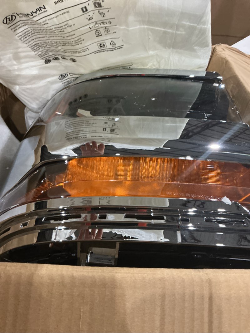 Condition photo showing Good Condition for headlight assembly compatible with chevy silverado 1500 2016 2017 2018 (only for hid/xenon model) factory replacement head light lamp chrome housing driver & passenger side pair chrome housing left & right side(pair)