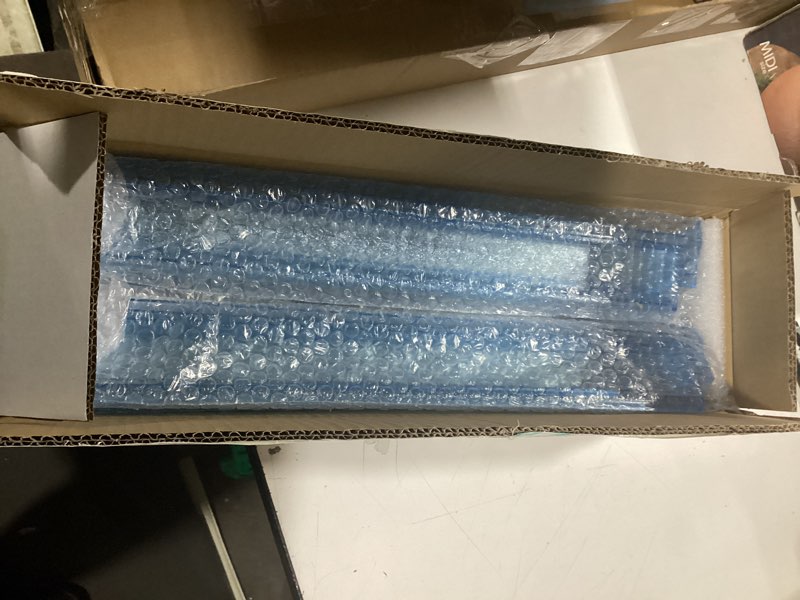 Condition photo showing New/Like New for mahjong racks with pushers 4pcs set majiang tile holder acrylic mahjong racks accessories and gifts bling blue