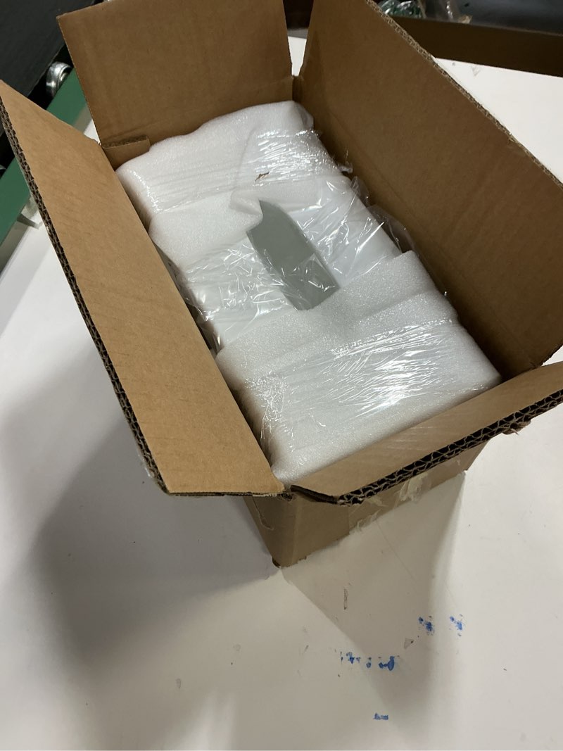 Condition photo showing Good Condition for Acrylic Tissue Box Cover Rectangle, PITBVO White Tissue Box Holder, Facial Napkin Dispenser for Bathroom Kitchen Bedroom Office Hotel Use Shiny White Glossy White 9.85"L x 5.1"W x 4.5"H