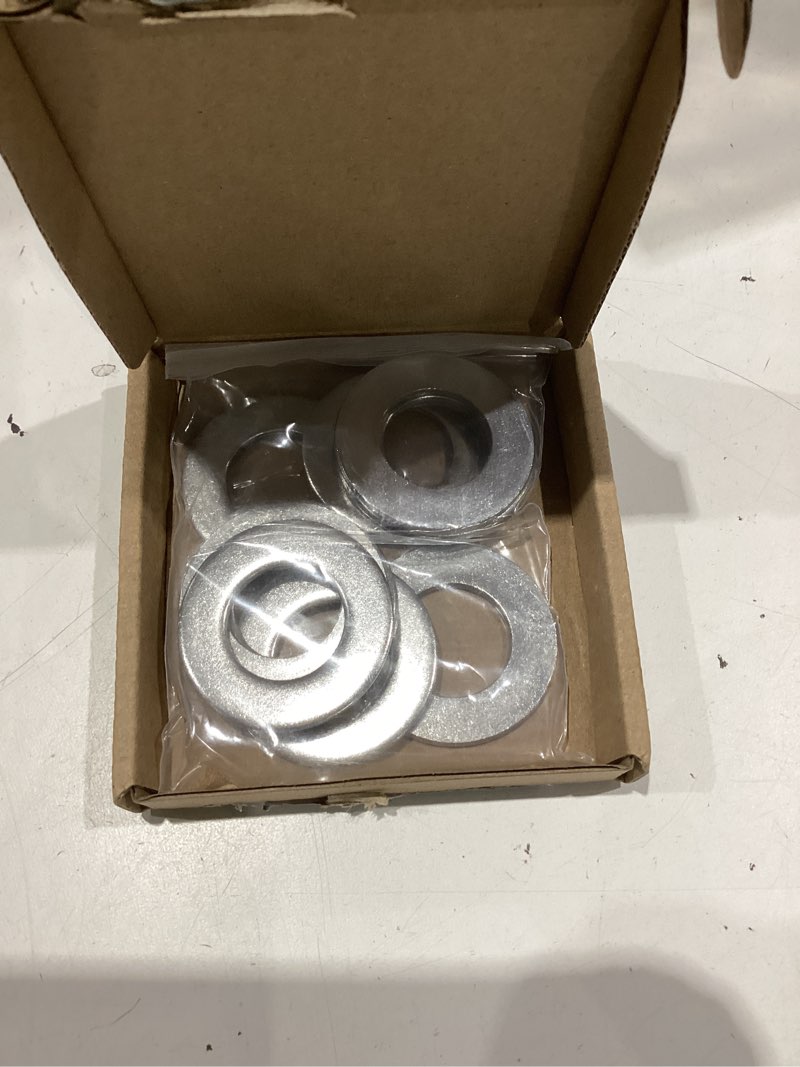 Condition photo showing Good Condition for 7/8" stainless steel flat washer (0.96" id, 1.78" od), 304 stainless steel 18-8, bright finish, pack of 10 7/8" 10