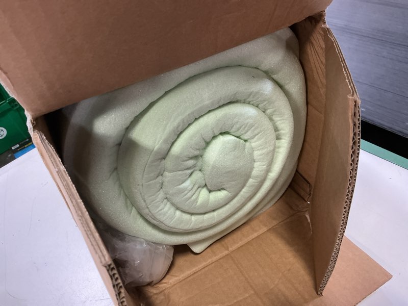 Condition photo showing Good Condition for zinus 4 inch green tea memory foam mattress topper, dorm bedding, pressure-relieving layer, ideal for back pain relief, compact wonderbox packaging, certipur-us certified, twin green twin 4" new small box