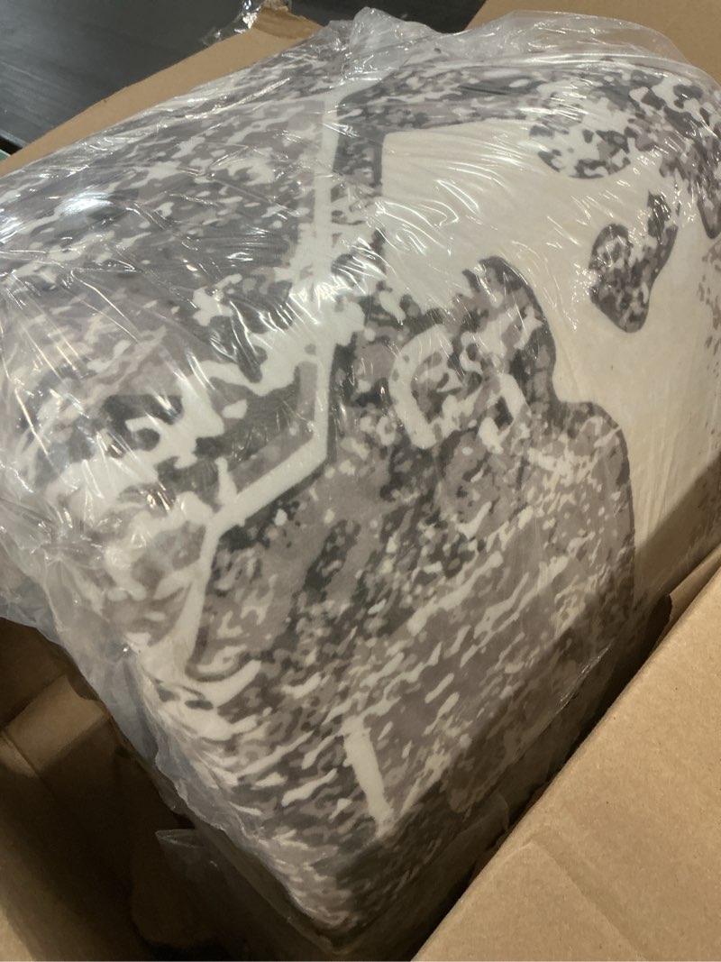 Condition photo showing Good Condition for QD-Udreamy 5x7 Area Rugs - Machine Washable Rugs for Living Room, Area Rug with Non-Slip Backing, Stain Resistant Vintage Medallion Rug for Bedroom, Ultra-Thin Boho Large Area Rugs for Home Decor