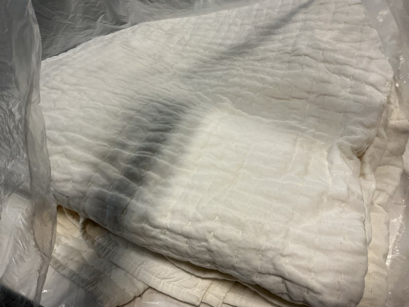 Condition photo showing As Is for european linen cotton stitch quilt set, king/cal king, ivory