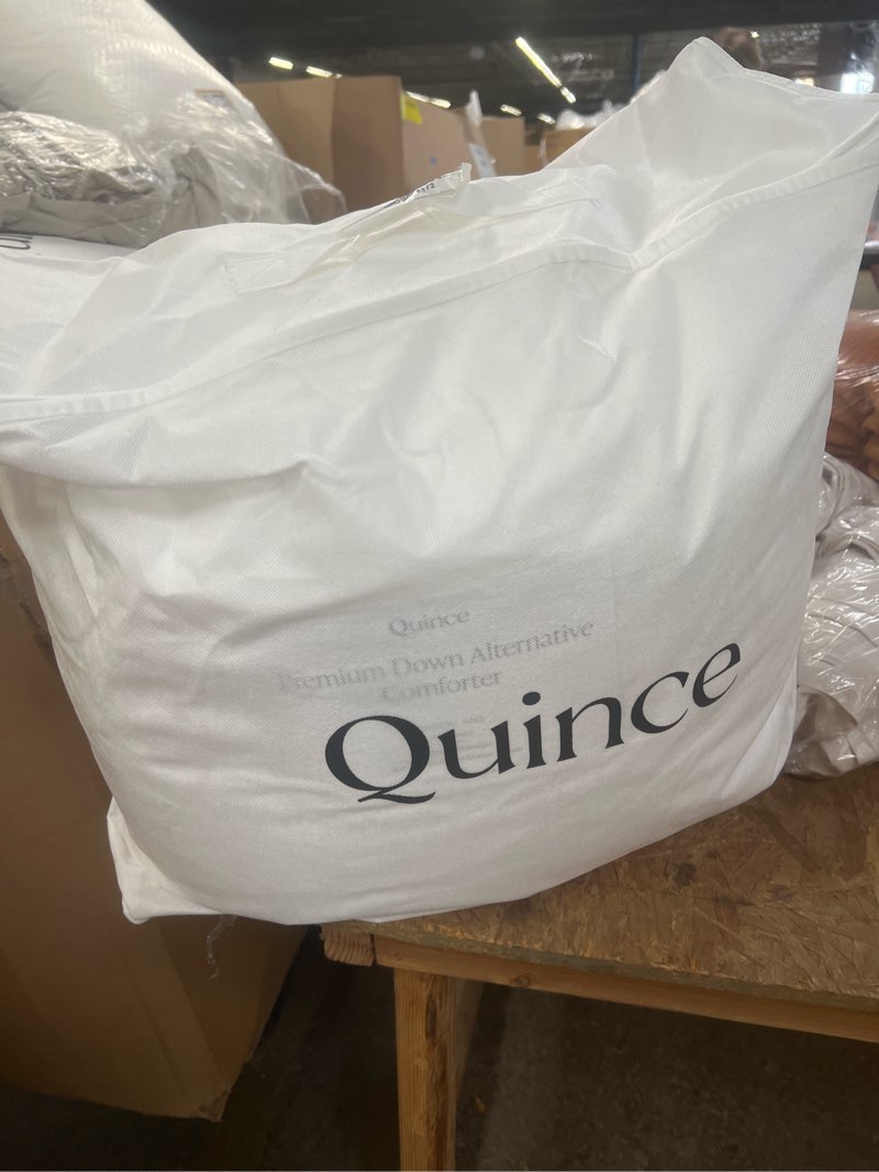 Condition photo showing New/Like New for all-season premium down alternative comforter, king/cal king, white