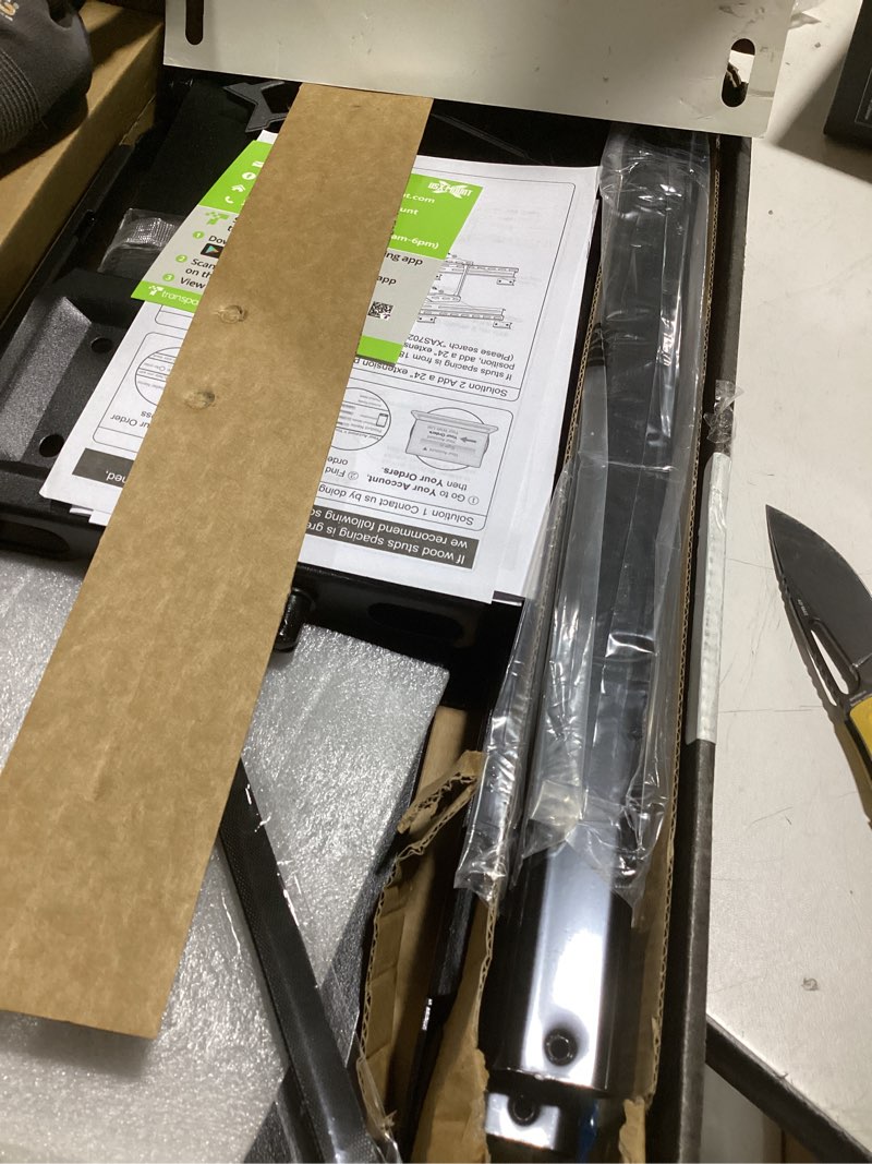Condition photo showing Good Condition for usx mount full motion tv wall mount for most 42-90 inch flat screen/led/4k, tv mount bracket dual swivel articulating tilt 6 arms, max 16" wood studs, vesa 600x400mm, holds up to 132lbs