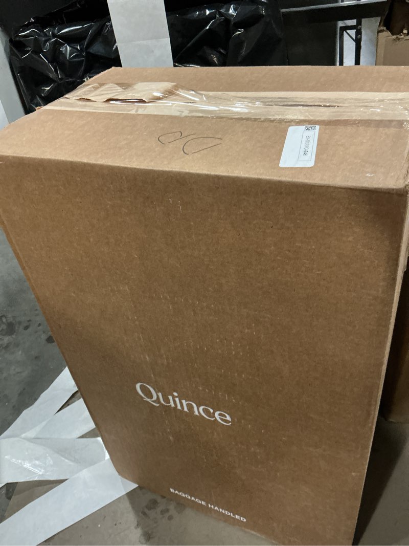 Condition photo showing New/Like New for Expandable Carry-On Suitcase, Black(one size: 23 inch)