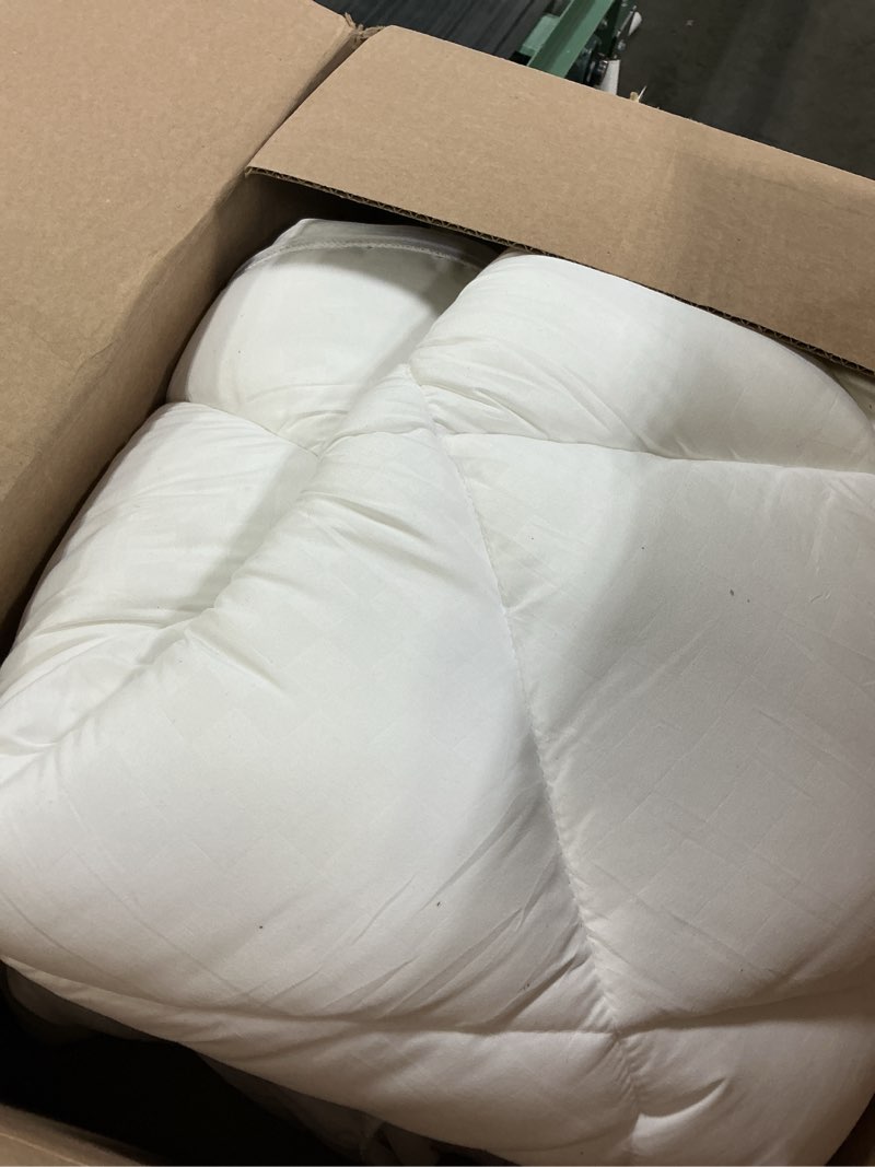 Condition photo showing As Is for 3 inch ultra-fluffy memory foam mattress topper twin, extra soft pillow top twin mattress topper with 4x support, mattress pad with breathable air mesh sides, 6-21'' deep pocket white twin