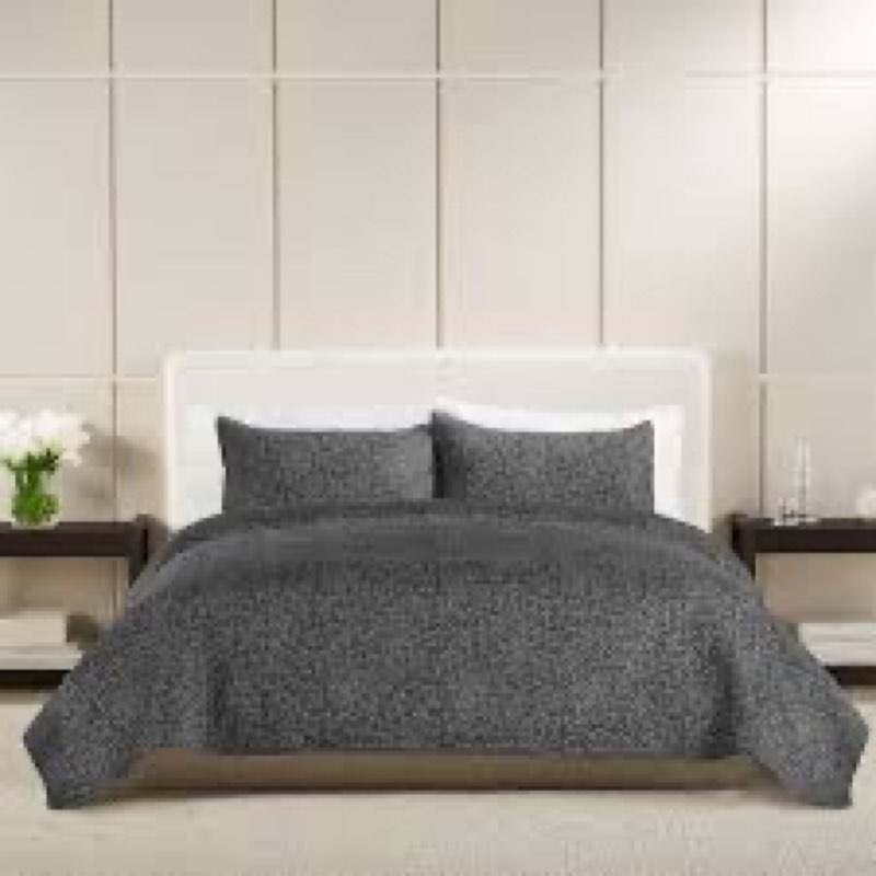 Simply vera quilt set with shams size king