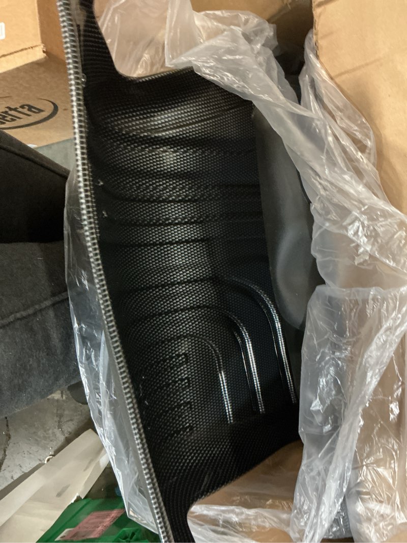 Condition photo showing Good Condition for Floor Mats Fit for 2016-2022 BMW 7 Series (G12): 740i, 750i, M760i, 740e, 745e, Alpina B7 (Without Rear Executive Seats), Carbon Fiber Pattern 2 Row Custom Fit 3D Car Mats Luxury All Weather Guard for 7 Series 2016-2022
