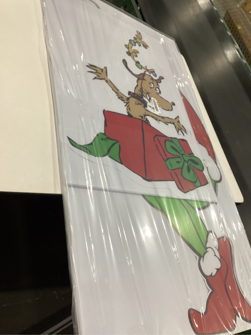 Max dog 4T christmas walkway theme party