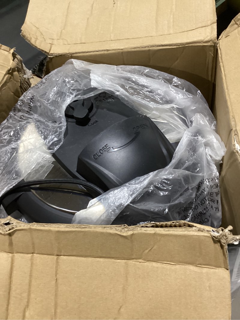 Condition photo showing Good Condition for Presto 02141 6-Quart Electric Pressure Cooker, Black, Silver, Stainless steel