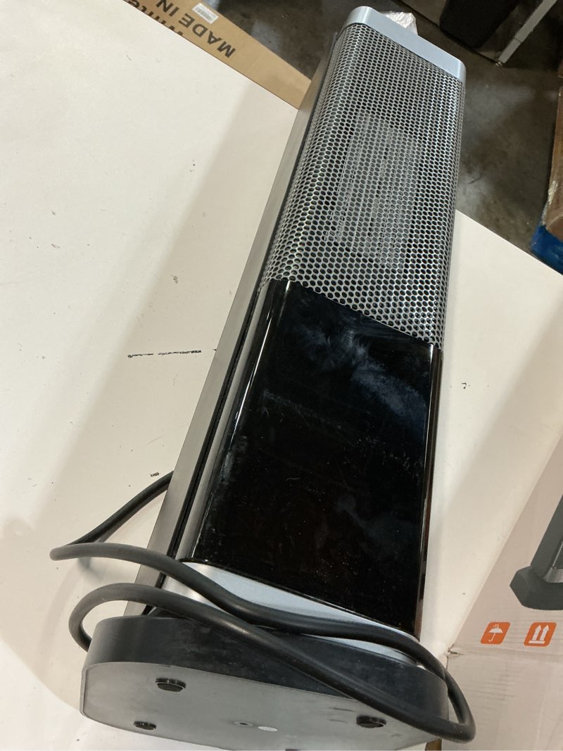 Condition photo showing Good Condition for space heaters for indoor use, 1500w ptc ceramic electric heater with thermostat, room temperature display, 70° oscillation, remote control, 12h timer, quiet portable heater for office bedroom