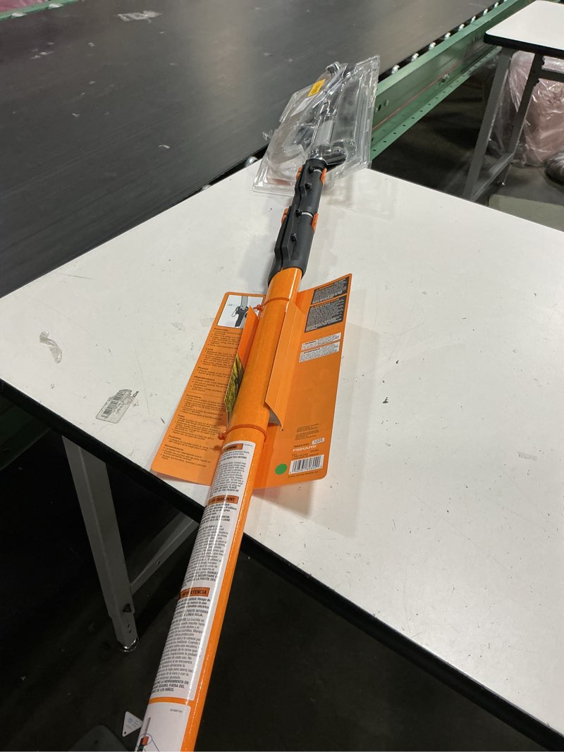Condition photo showing Good Condition for 7-16 ft. extendable 1.25 in. cut capacity 15 in. saw blade tree pruner with chain-drive
