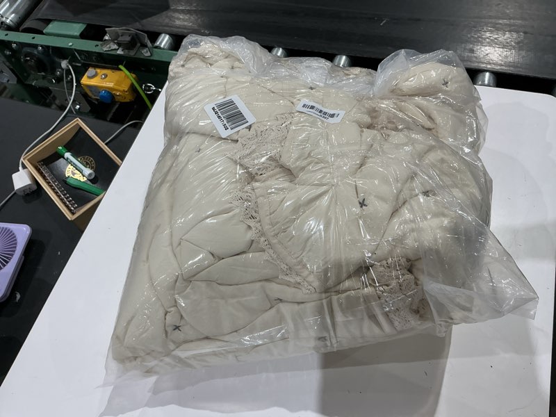 Condition photo showing As Is for quilt set king size- lightweight quilt bedding set with 2 pillow shams, luxury jump stitch design bedspread coverlet with ruffled lace, pre-washed fabric, all season(camel) camel king(104"x90")+2 shams