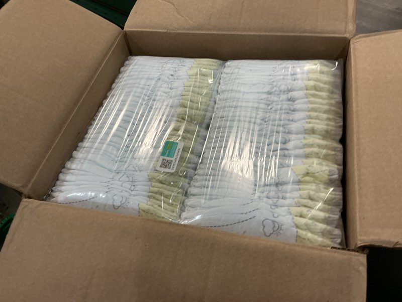 Condition photo showing New/Like New for pampers swaddlers diapers size 1  198 count (select for more options)