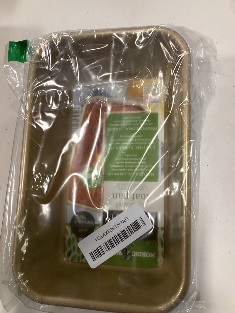 Condition photo showing New/Like New for Nordic Ware Naturals Aluminum NonStick 1-1/2 Pound Loaf Pan 9 x 5.3 x 2.7 Inch Loaf Pan