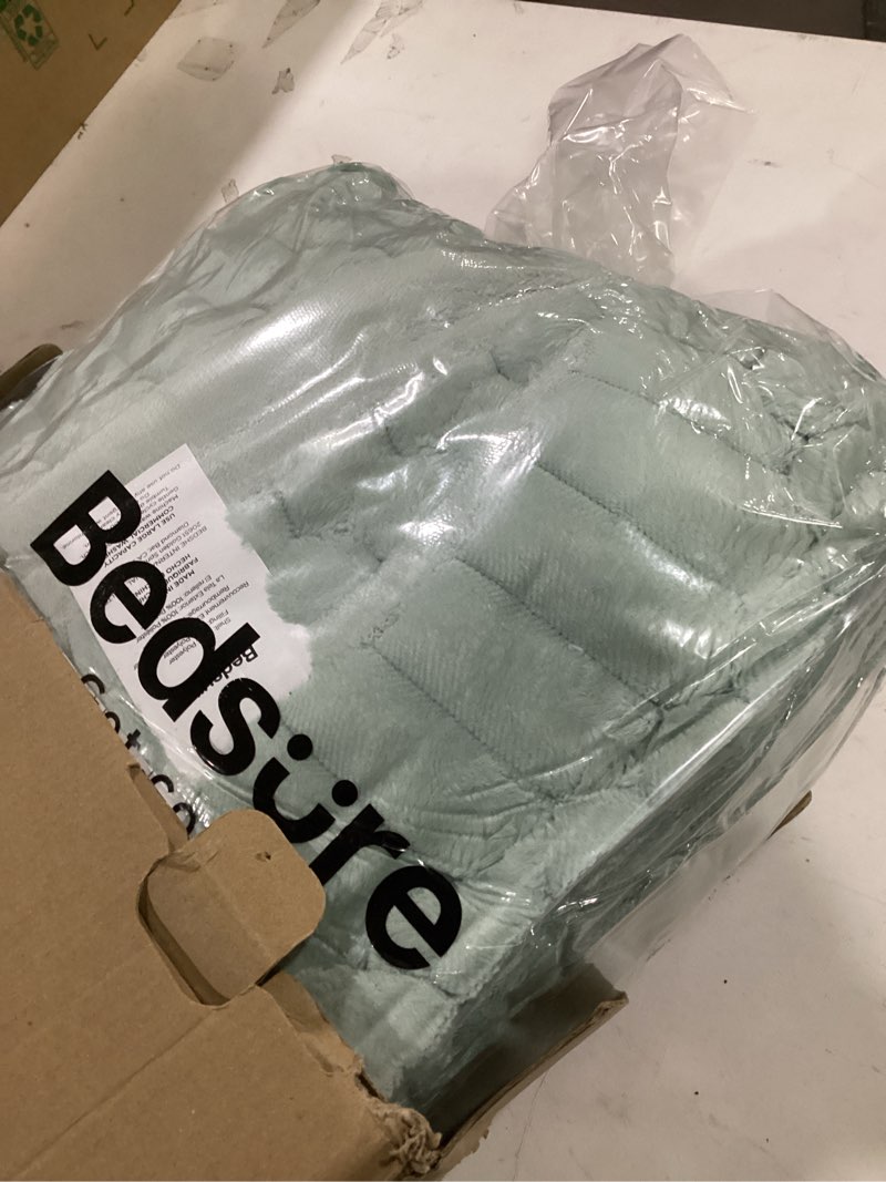 Condition photo showing Good Condition for bedsure gentlesoft blankets queen size for bed - super soft cozy mother's day blanket for women men girls, large fuzzy fleece spring throw for bedroom decor, sage green, 90x90 inches 01 sage green queen (90" x 90")