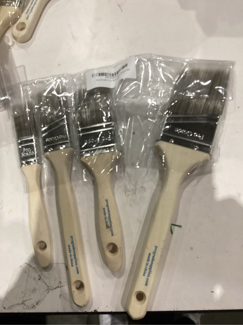 Condition photo showing Good Condition for Pro Grade, Paint Brushes, 5-Piece, Paint Brush Set: Flat & Angle Brushes for Latex and Oil Paints, Stains, Interior & Exterior Home Improvement