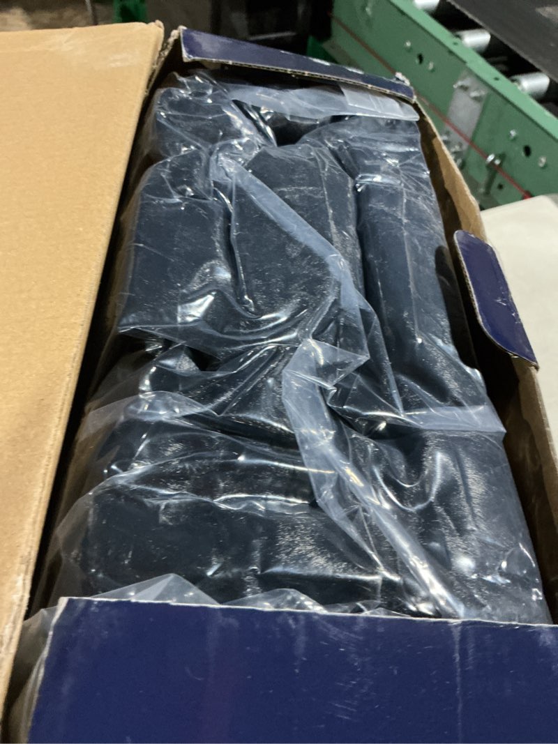 Condition photo showing Good Condition for iuui electric heated blanket throw 50''x60'',luxury faux rabbit fur heating throw blankets,fast heating with 1/2/4/6/8/10 hours,overheat protection, quick heating, memory function, gift-ready design black throw 50" x 60"