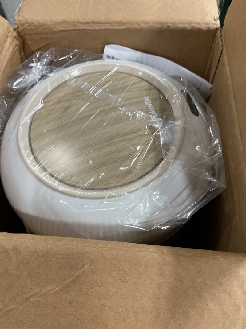 Condition photo showing New/Like New for Pukomc Smart Sensor Wastebasket, Convenient and Hygienic Easy to Use, Technology Sensor Waterproof Wastebasket Plastic Trash can for Kitchen, Bathroom, Bedroom, Living Room, Office and Outdoor 1 Pack white