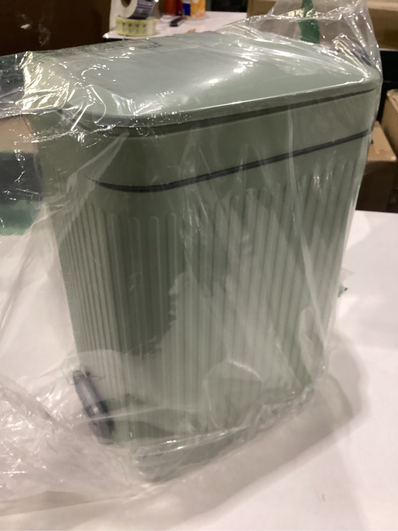 Condition photo showing Good Condition for slim trash can for bathroom with air freshener soft close lid, 6 liter/ 1.6 gallon stainless steel garbage can with removable inner bucket,step pedal, small wastebasket for bedroom, kitchen (green) vintage green/1.6 gal