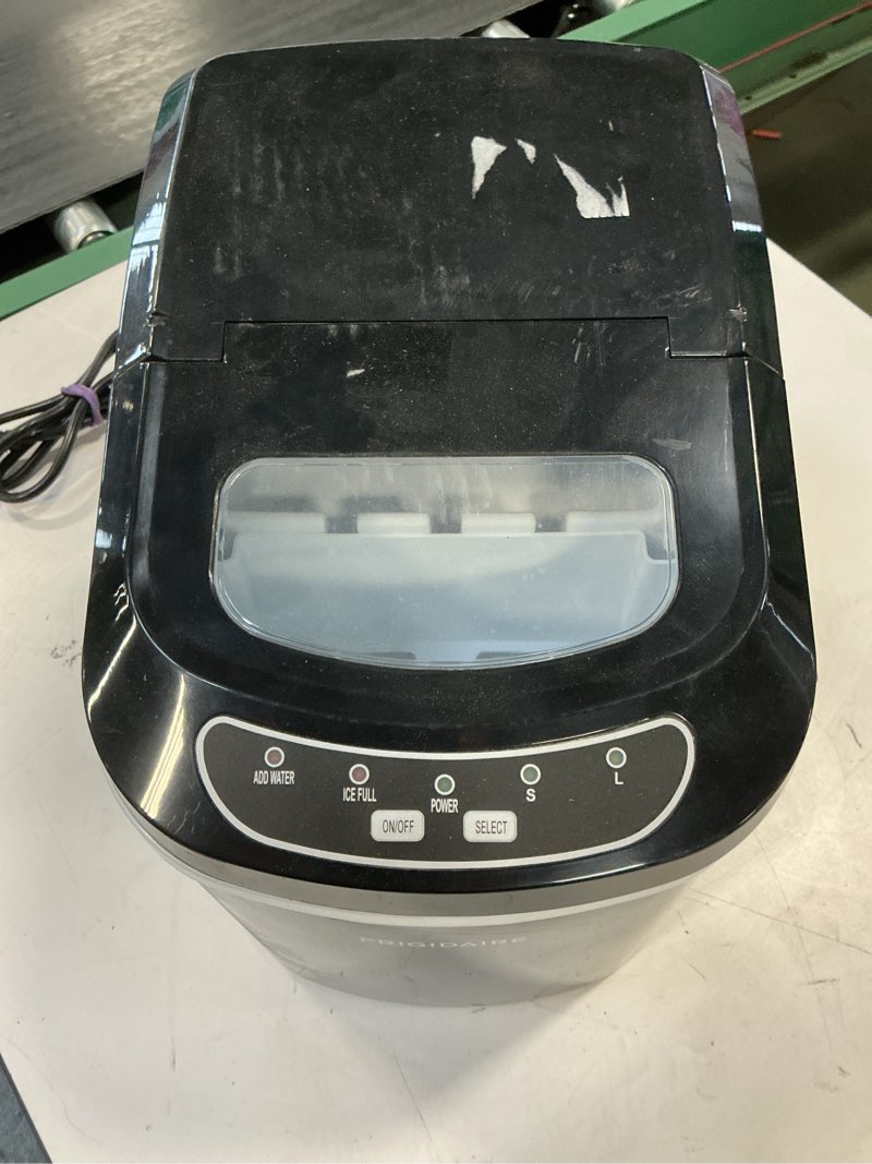 Condition photo showing As Is for Magic Chef 27 lb. Capacity Portable Countertop Ice Maker, Black (Bullet Ice)