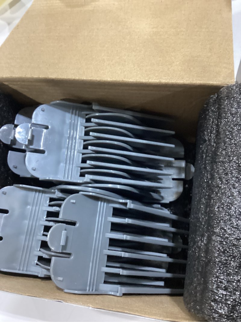 Condition photo showing Good Condition for Clipper Guards for Wahl 10 12 14 16 18 20 Hair Clipper Guards 6pcs Extra Long Clipper Guard Attachments 2.5 Inch Clipper Guides Multiple Sizes Universal 2.5", 2.25", 2", 1.75", 1.5", 1.25" (Gray)