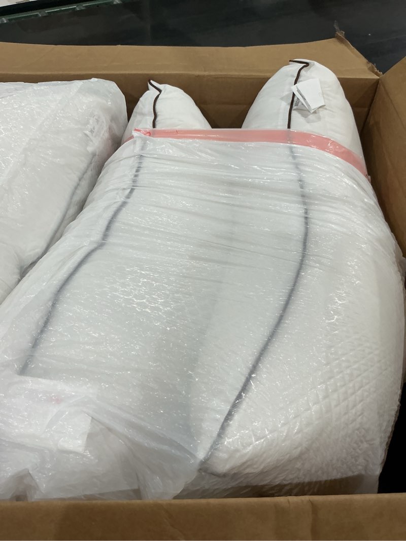 Condition photo showing Good Condition for huxmeyson pillows standard size set of 4, down alternative fill | oeko-tex certified, firm standard size pillows for side and back sleepers, machine washable, 4 pack