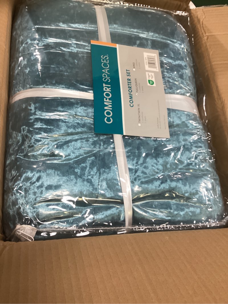 Condition photo showing New/Like New for comfort spaces juliette luxe comforter set velvet lush with soft brushed microfiber reverse, all season cozy velvet bedding sets, fluffy comforter bed set, matching sham, teal full/queen 3 piece teal comforter full/queen